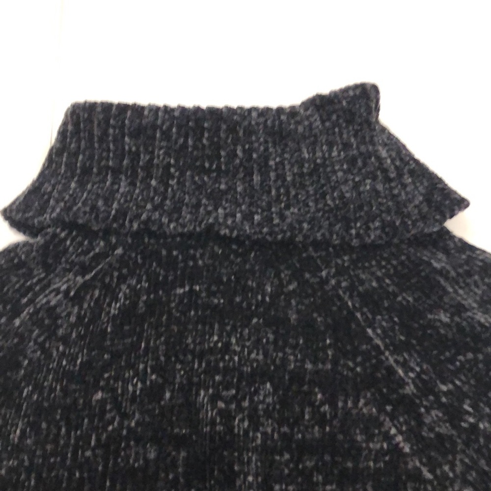 Saks Fifth Avenue S Chenille Dark Charcoal Grey Sweater Cozy Excellent Condition